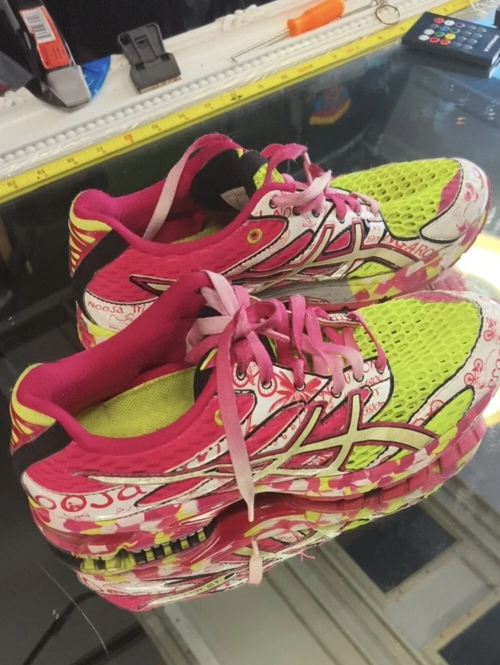 Women's 8.5 Asics Pink and Neon Green W Athletic Running Shoes W Neon Yellow.